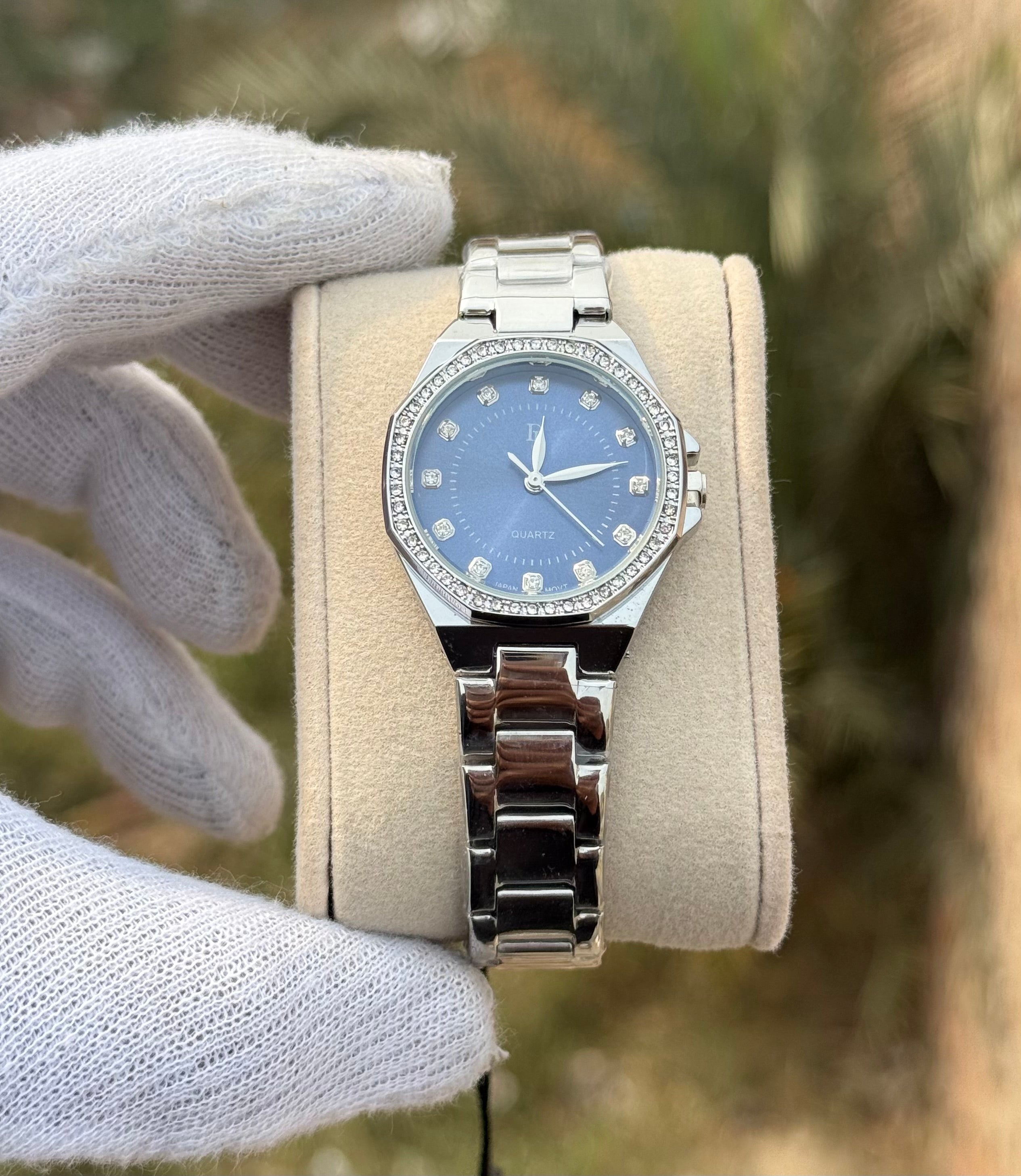 DL Luxury Edition - Royal Blue & Silver Diamond Watch