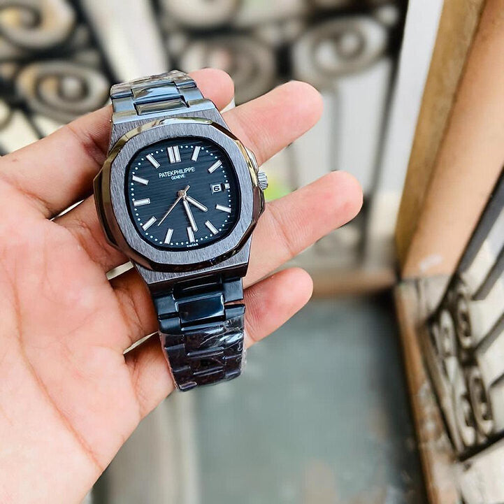 PP  - Geneve Nautilus Black Series