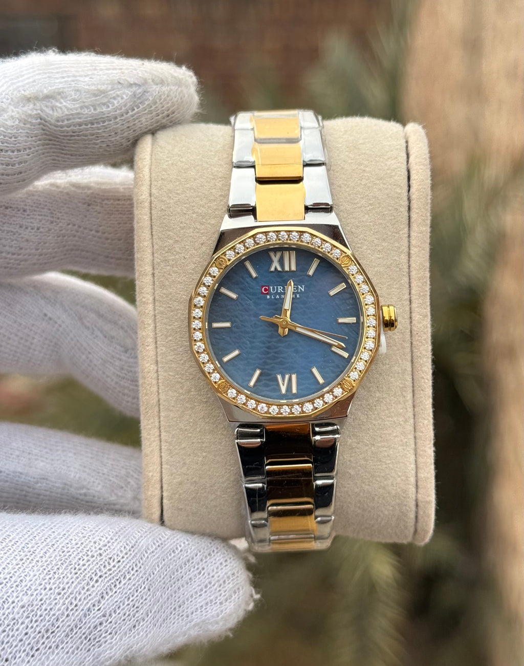 Curren Blanche Luxury - Blue Diamond Edition.