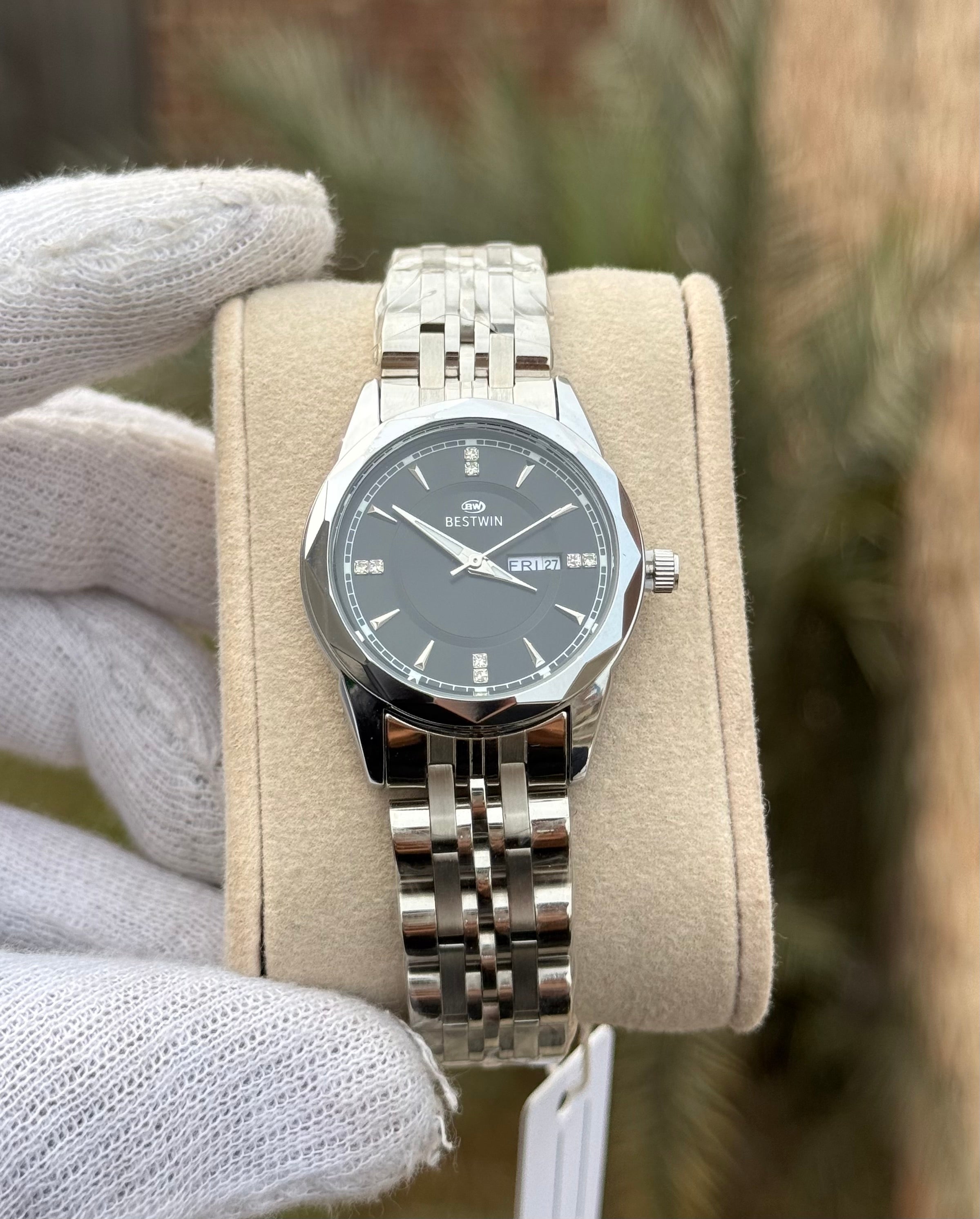 Bestwin DayDate-Premium Ladies Metal Chain Watch - Luxury Edition