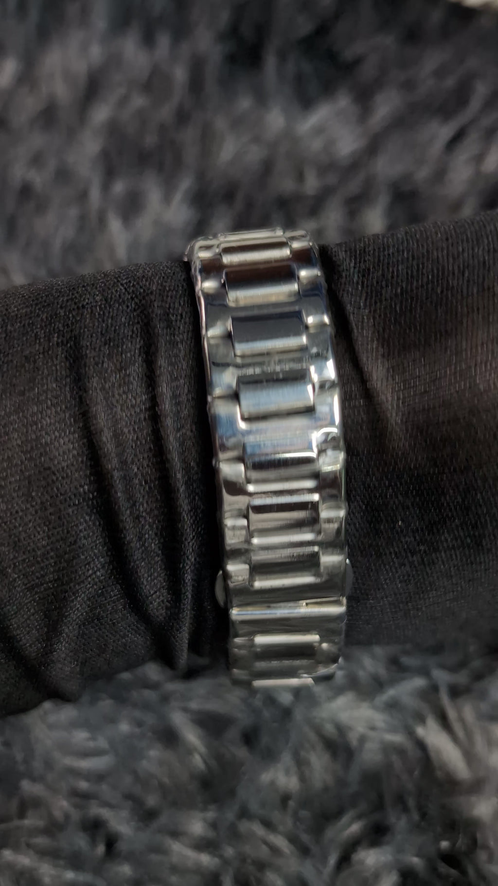 PP  - Geneve Nautilus Series Icon Brown